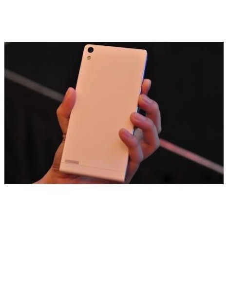 Huawei Ascend P6 tapa batería rosa